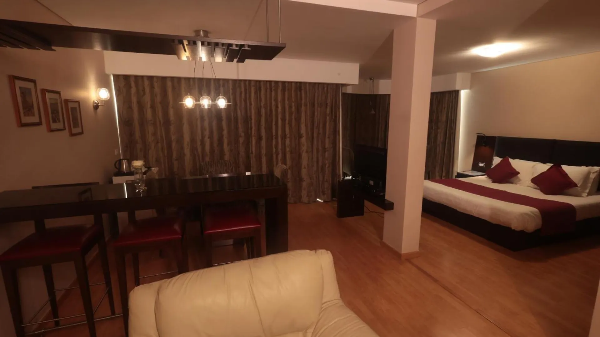 Monteverde Hotel Beit Mery